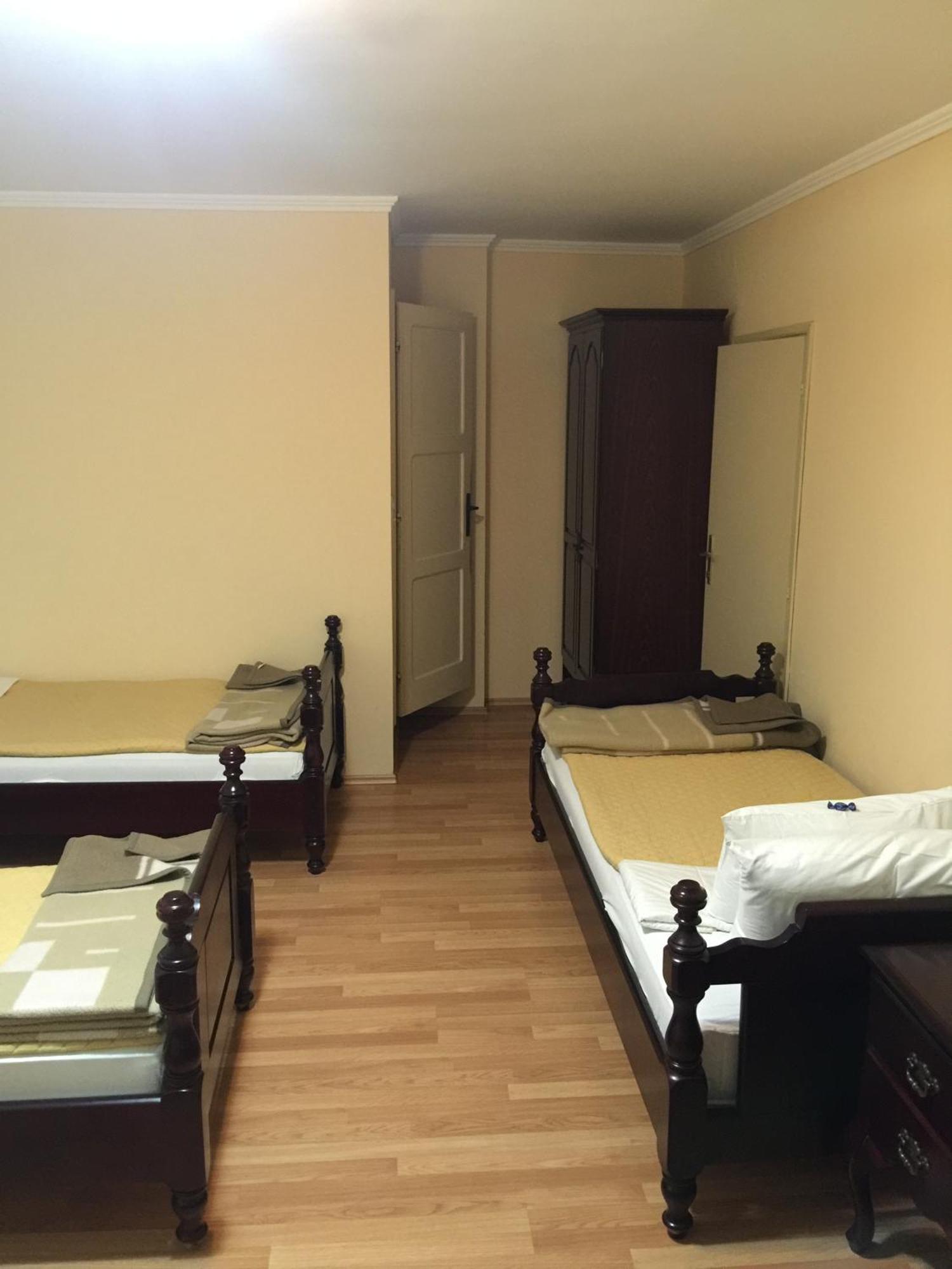 Raška Bed & Breakfast Karavan الغرفة الصورة