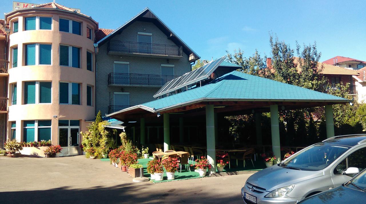 Raška Bed & Breakfast Karavan المظهر الخارجي الصورة