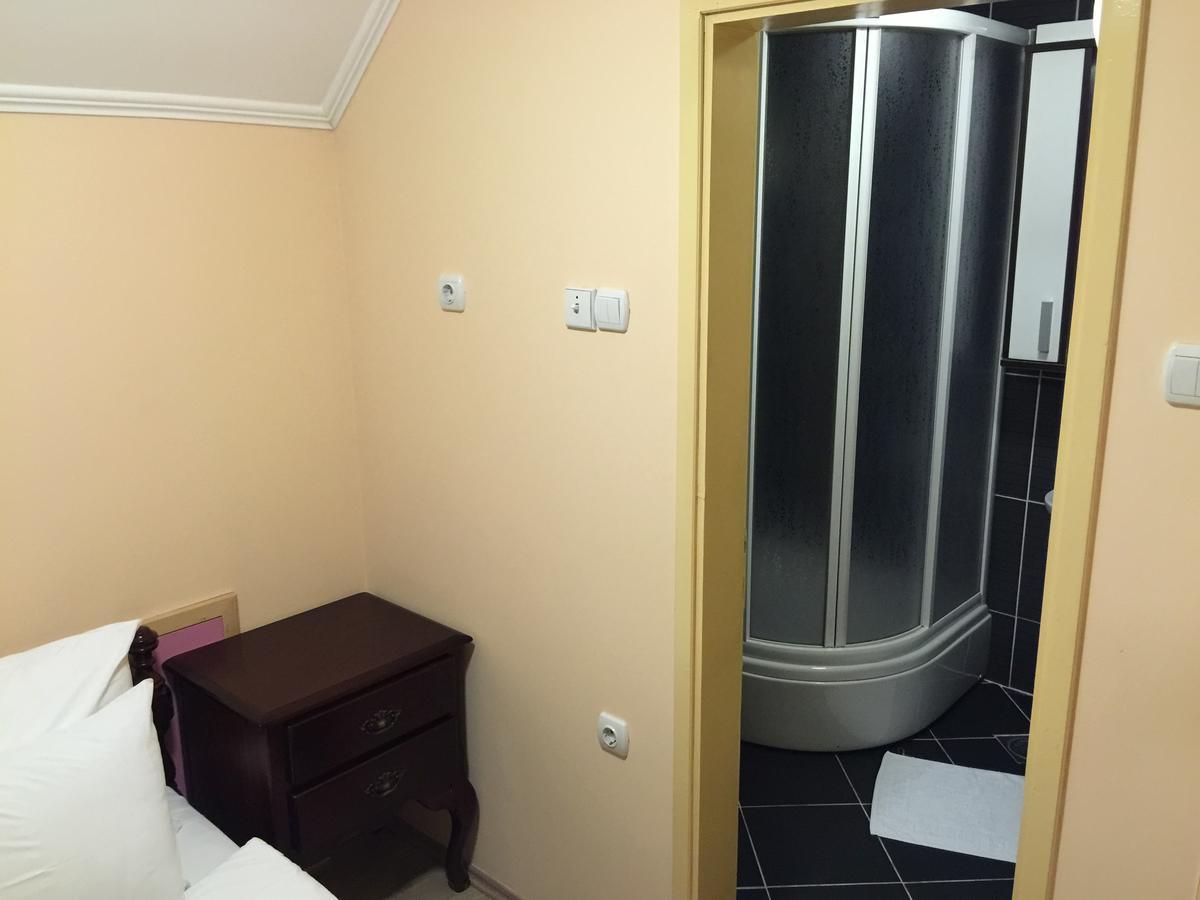 Raška Bed & Breakfast Karavan المظهر الخارجي الصورة