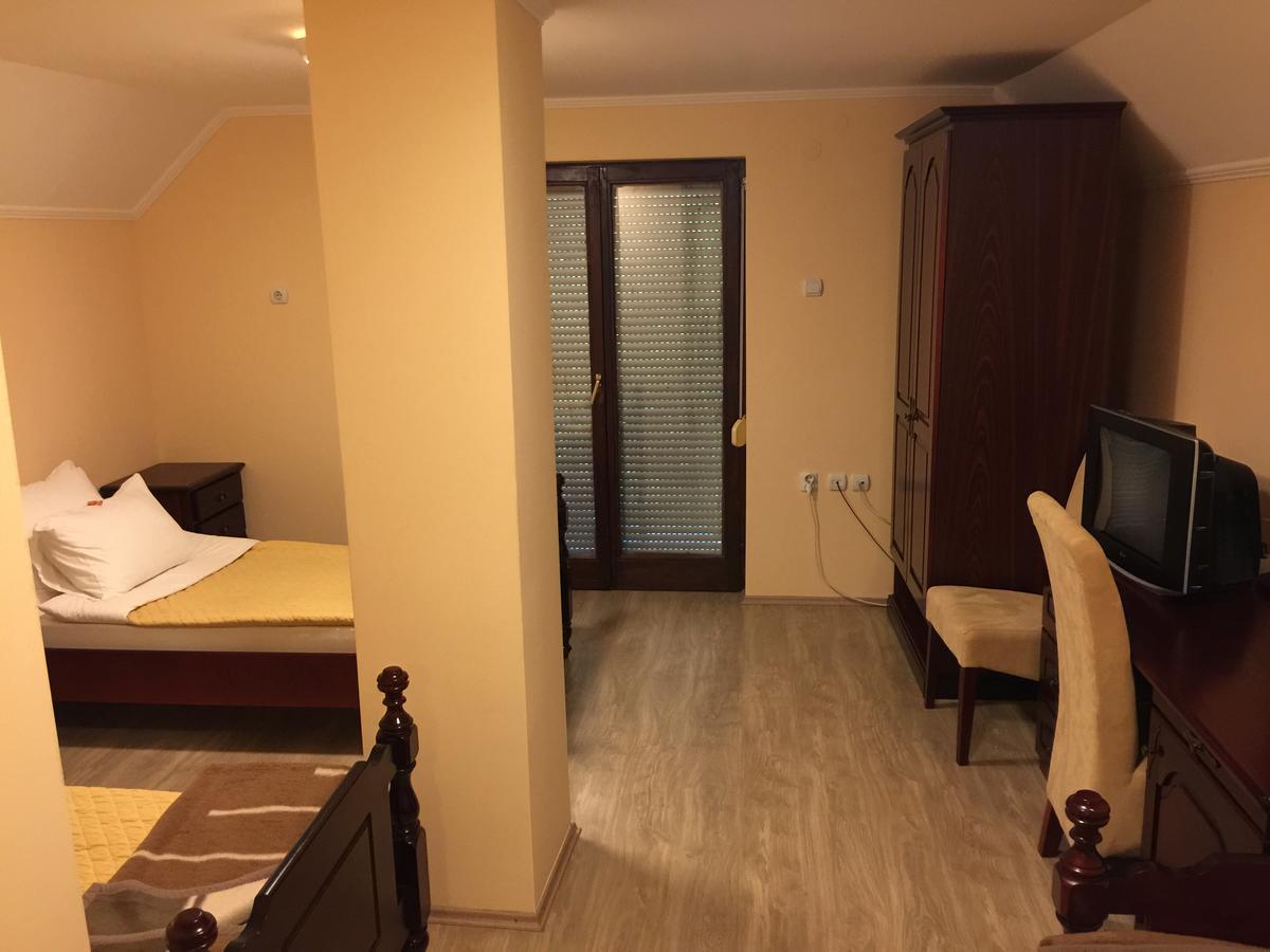 Raška Bed & Breakfast Karavan المظهر الخارجي الصورة