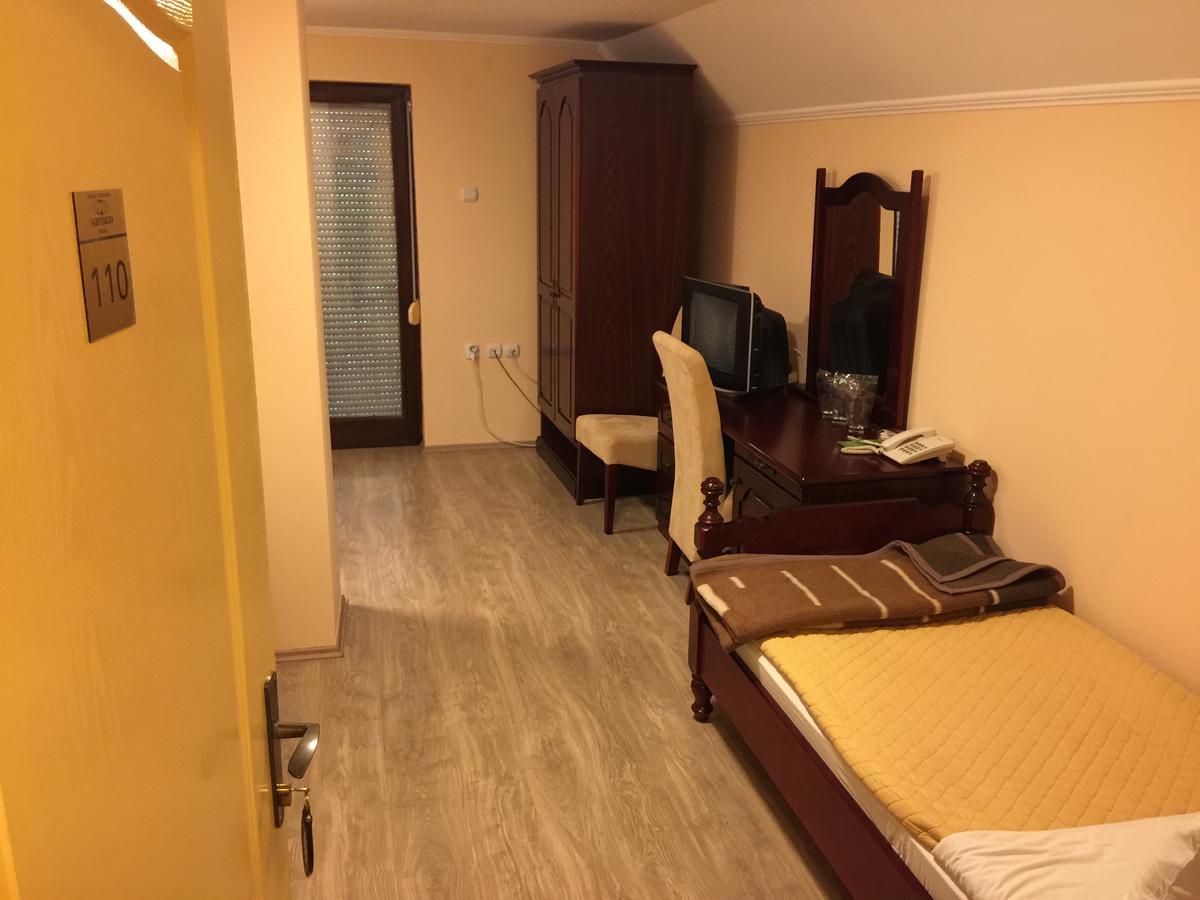 Raška Bed & Breakfast Karavan الغرفة الصورة