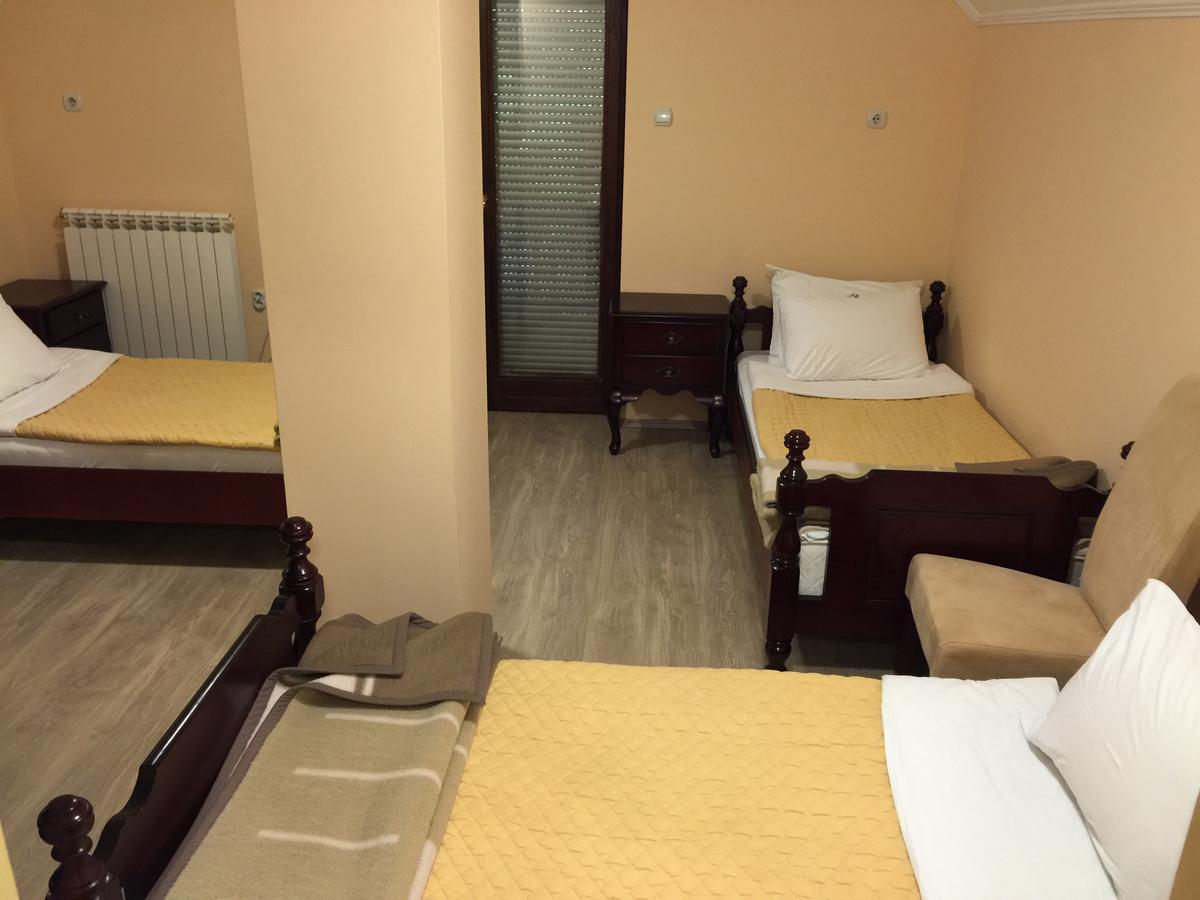 Raška Bed & Breakfast Karavan المظهر الخارجي الصورة